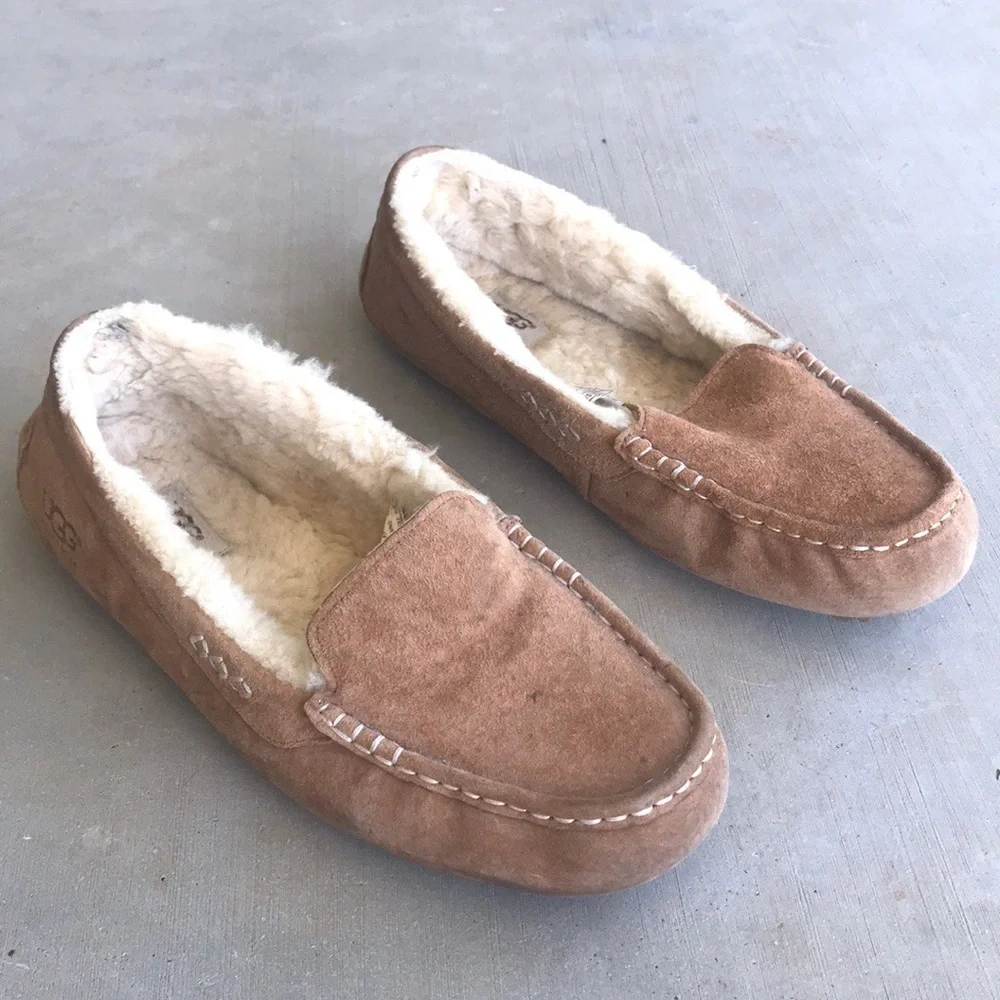 UGG Men’s Ascot Slipper Chestnut Shearling Lined